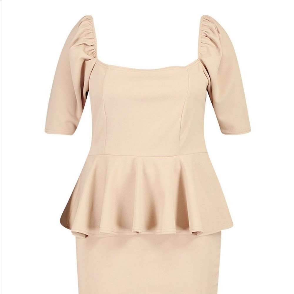 *NWT* Peplum puff sleeve midi dress